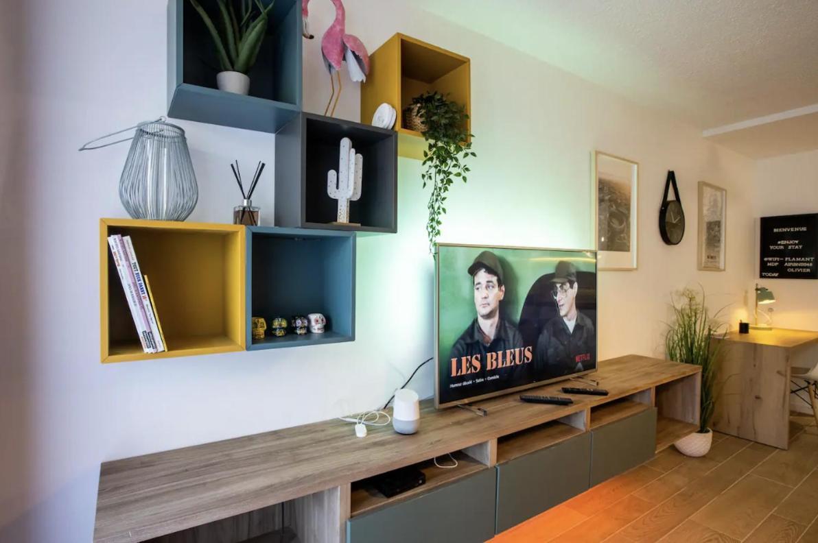 Studio Terrasse & Parking Gratuit En Residence Nîmes Exterior foto